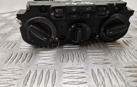 Volkswagen PASSAT B6 Climate control unit 537011CF
