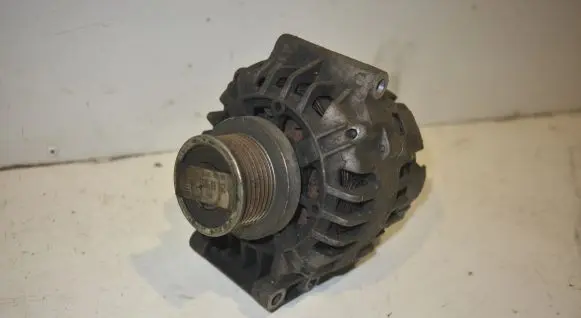 Renault Scenic I Generator/alternator 8200103726