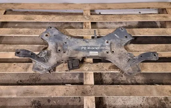 Hyundai ix35 Front subframe 624012Y620B
