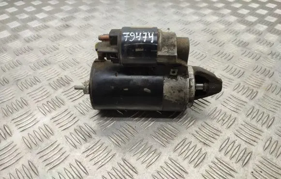 Opel Vivaro Starter motor