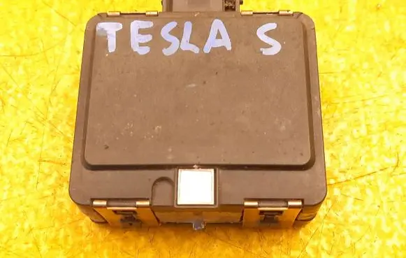 Tesla Model S Distronic sensor radar 103822400A