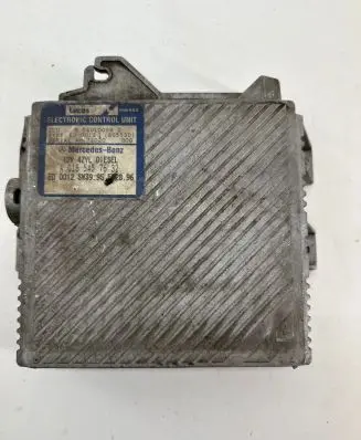 Mercedes-Benz C W202 Engine control unit/module A0165457632 R04010009D A21645457632