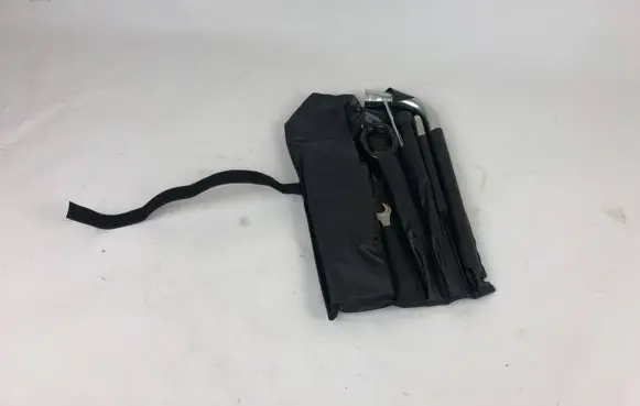 Audi Q5 SQ5 Tool set 