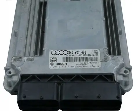 Audi A5 8T 8F Engine control unit/module 8K0907401