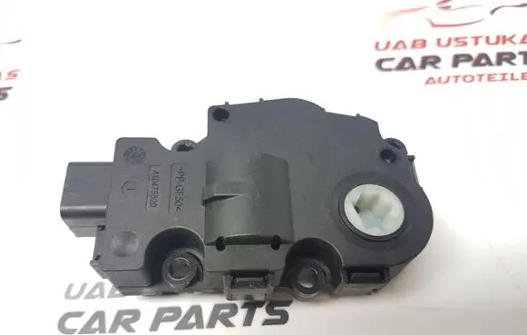 BMW 1 E81 E87 Air flap motor/actuator CZ113930