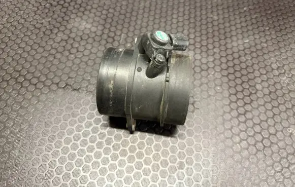 Mercedes-Benz C W203 Mass air flow meter A6460940048 0281002535 M0031