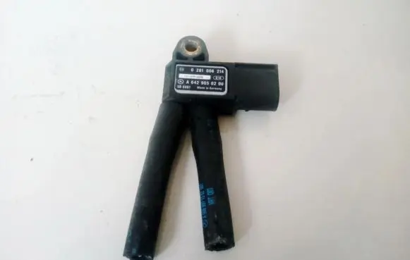 Mercedes-Benz C AMG W204 Exhaust gas pressure sensor 0281006214 a6429050200