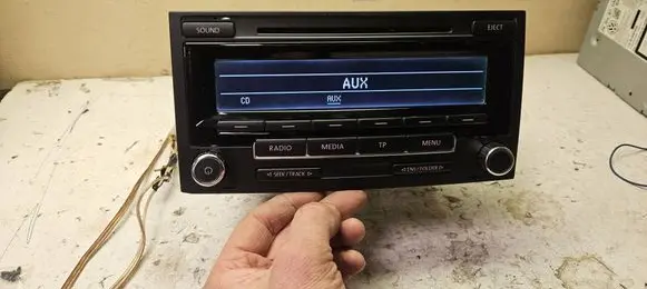 Volkswagen Multivan T5 Radio/CD/DVD/GPS head unit 7h0035186d 7642274360 Dab