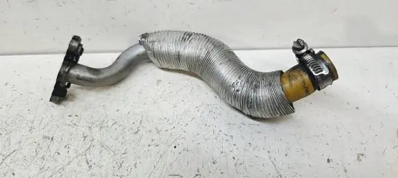 Volvo V40 Turbo turbocharger oiling pipe/hose 31321632