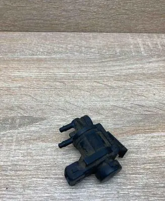 Volkswagen PASSAT B4 Turbo solenoid valve 191906283A
