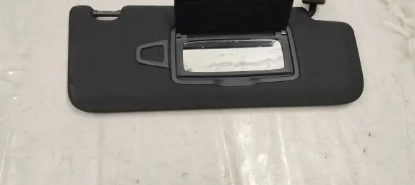 Sun visor