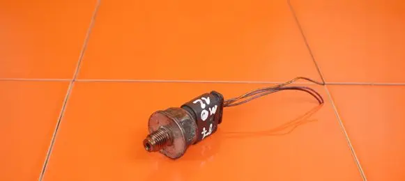 Mercedes-Benz Sprinter W906 Fuel pressure sensor A0235455226 651955