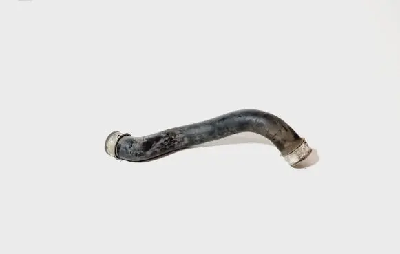 Mercedes-Benz C W204 Engine coolant pipe/hose A2045011582