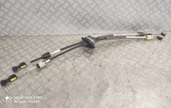 Citroen Berlingo Gear shift cable linkage 9672434480