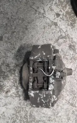 Mercedes-Benz ML W163 Rear brake caliper