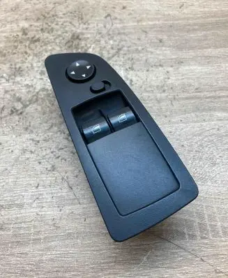 BMW 1 E81 E87 Electric window control switch 6970160