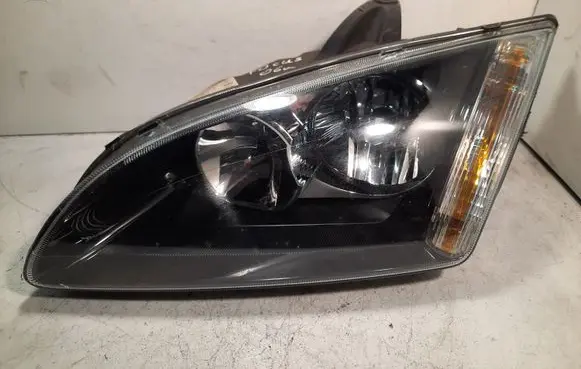 Ford Focus Headlight/headlamp 4M5113W030KD