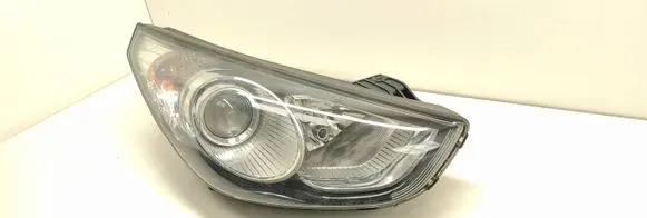 Hyundai ix35 Headlight/headlamp 921022Y