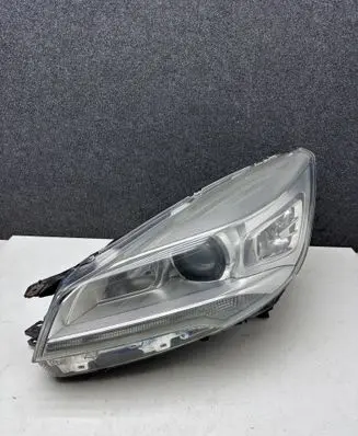 Ford Kuga II Headlight/headlamp CV4413D155BG