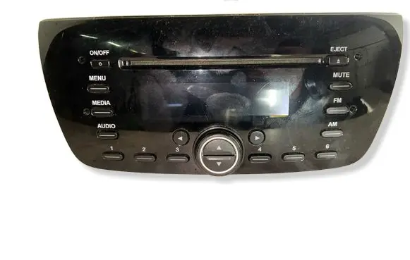 Opel Combo D Radio/CD/DVD/GPS head unit 7355726390