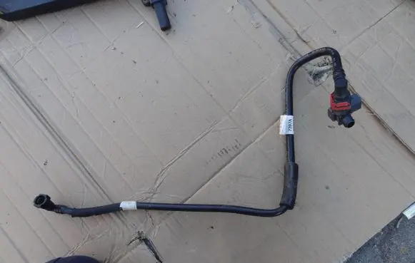 Opel Insignia B Brake booster pipe/hose 84217397