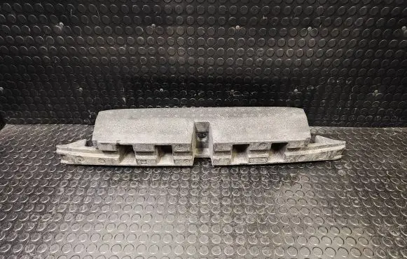Front bumper foam support bar