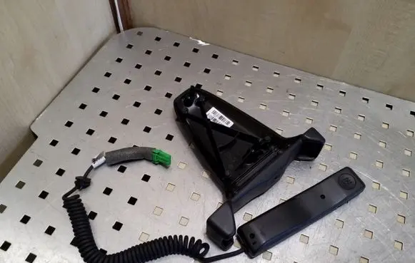 Volvo V50 Phone 30679767