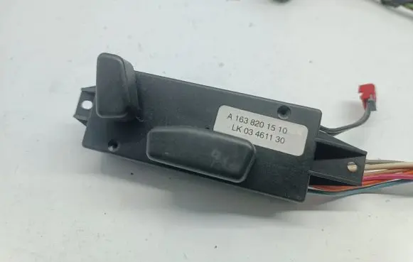 Mercedes-Benz ML W163 Seat control switch A1638201510 LK03461130 1638201510