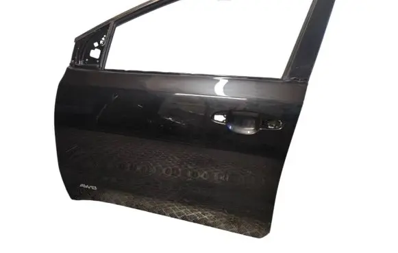 KIA Sportage Front door