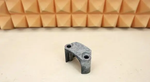 Mercedes-Benz CLK A209 C209 Sway bar bush bracket, front 2033232740