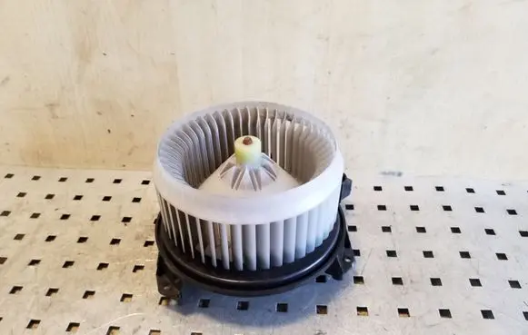Honda Insight Heater fan/blower 2727000141
