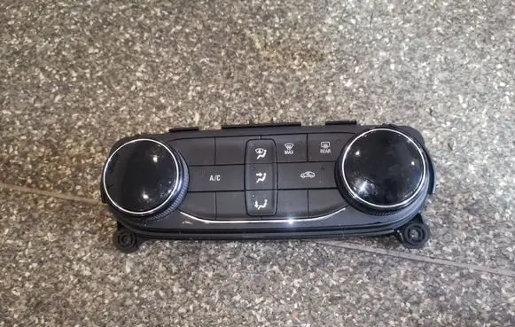 Buick Encore GX I Climate control unit 42726403 545290509