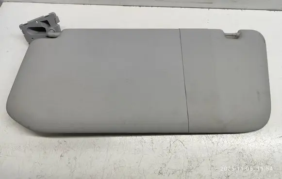 Sun visor