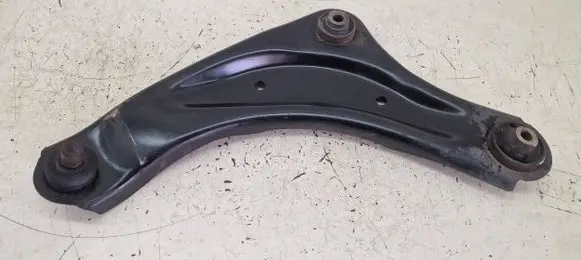 Nissan Juke I F15 Front lower control arm/wishbone