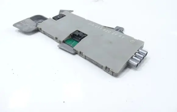 Mercedes-Benz E W212 Antenna control unit A2118202989