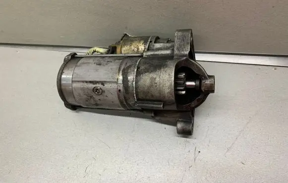 Renault Laguna II Starter motor 8200237594