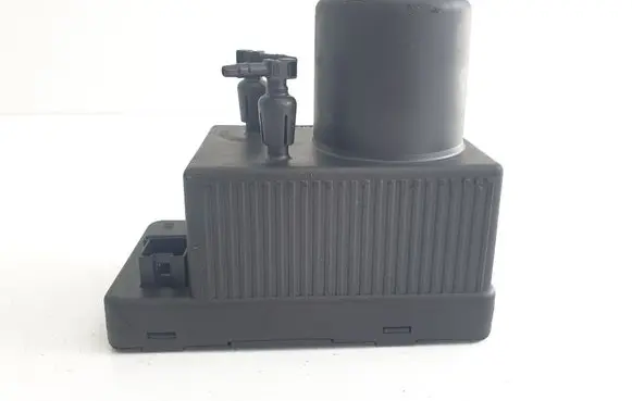 Mercedes-Benz E W211 Central locking vacuum pump 2038000048 0132006365