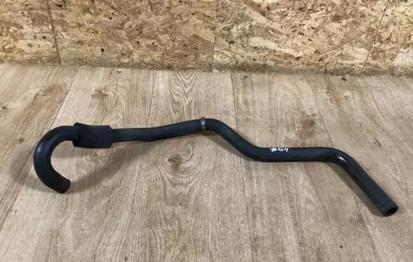 Engine coolant pipe/hose