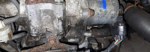 Toyota Corolla Verso AR10 EGR valve 256200r010 vn1350007140