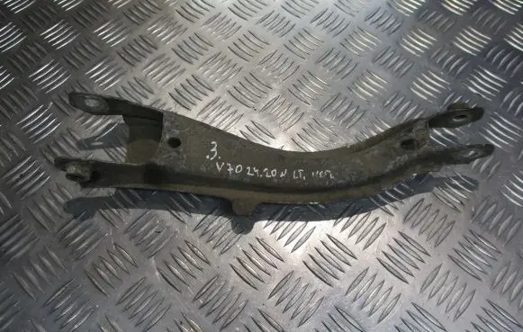 Volvo V70 Rear control arm