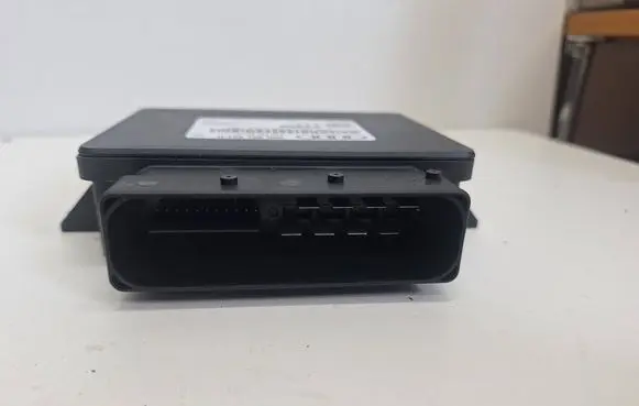 Audi A4 S4 B8 8K Hand brake control module 8K0907801H