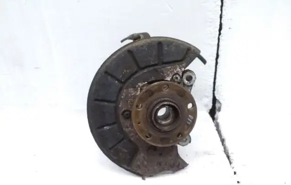 Seat Alhambra (Mk2) Front wheel hub spindle knuckle