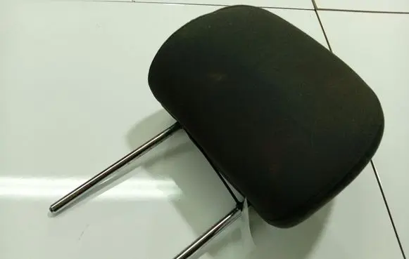 BMW 3 E46 Front seat headrest 