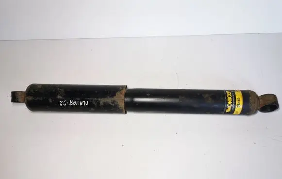 Nissan Navara D22 Rear shock absorber/damper 20V00683 D8487
