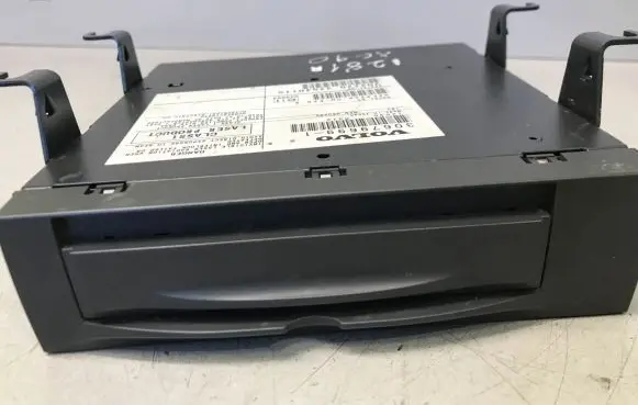 Volvo XC90 Navigation unit CD/DVD player 30679699
