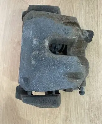 Jeep Grand Cherokee Front brake caliper 4866