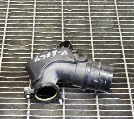 Audi Q3 8U Air intake duct part 04E129656R