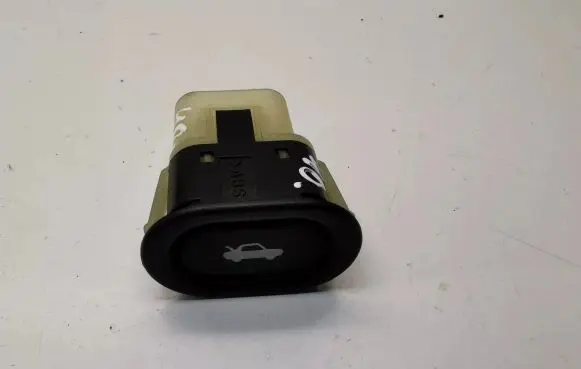 Saab 9-5 Tailgate opening switch 4733440