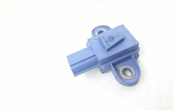Volkswagen Golf V Airbag deployment crash/impact sensor 1K0955557A