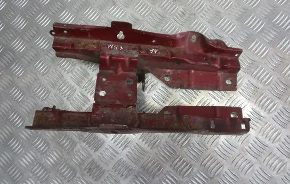 Ford Mondeo Mk III Battery box tray 